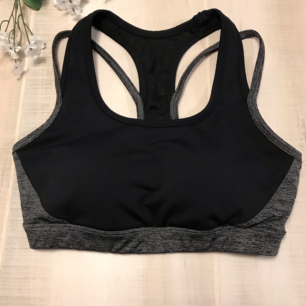 SOLD| Gaiam Yoga Sports Athletic Bra Black Gray - Picture 2 of 6